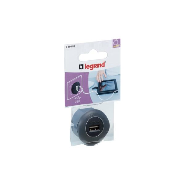 legrand-usb-zaryadki-15a-blackyj-050681